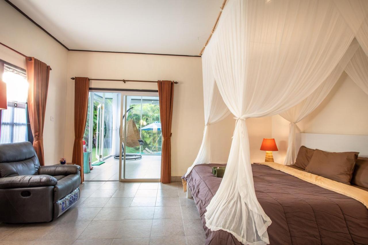 Villa Janitra Seminyak Exterior foto