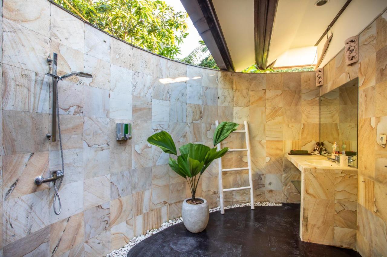 Villa Janitra Seminyak Exterior foto